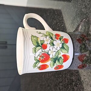 Vintage Strawberry Coffee Mug